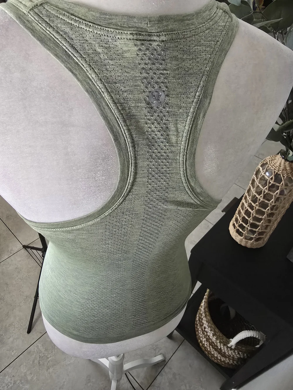 lululemon athletica slim fit